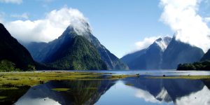 NEW ZEALAND Milford Sound Mitre Peak wiki CC