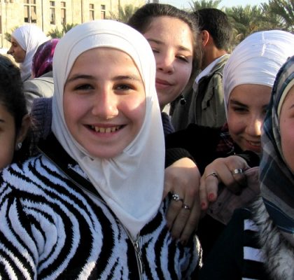 FT SYRIA Old Aleppo girls at Citadel 01W